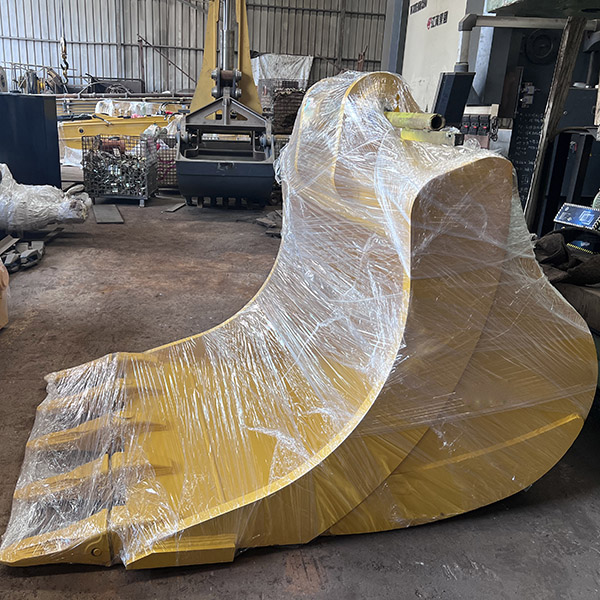 Extended bucket shape excavator bucket