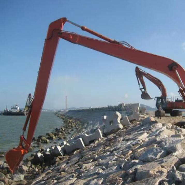 Удлинённая стрела для ZX350. Идеальное решение для дноуглубительных работ и закладки фундамента. Прямые поставки с завода.